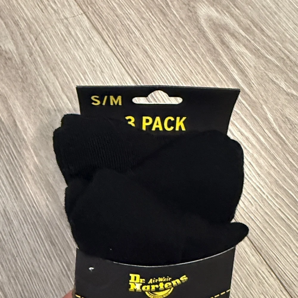 BNWT Dr. Martens Short Athletic Black and White Athletic Socks 3 Pack S/M